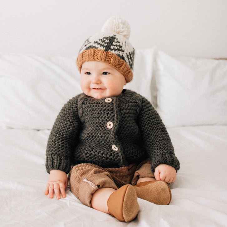 The Cozy Charm of Hand-Knit Sweaters: A Must-Have for Baby Girls and Boys - Huggalugs