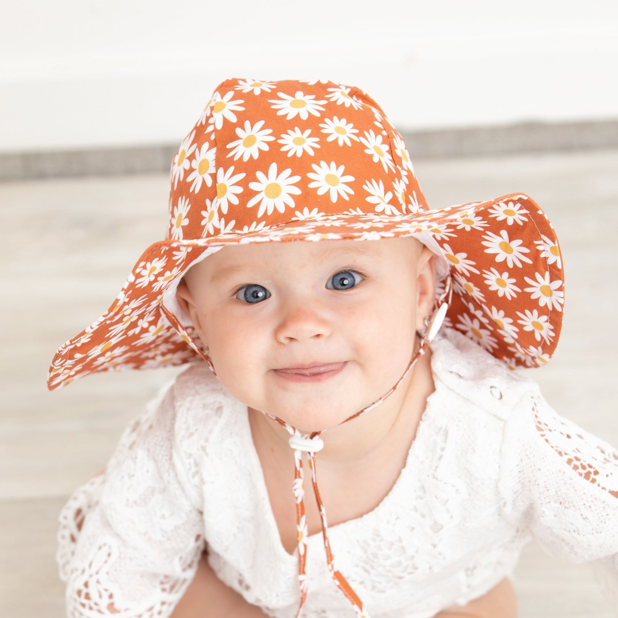 Ginger Daisy Sunhat UPF 50+ with Adjustable Breakaway Strap - Sunhat