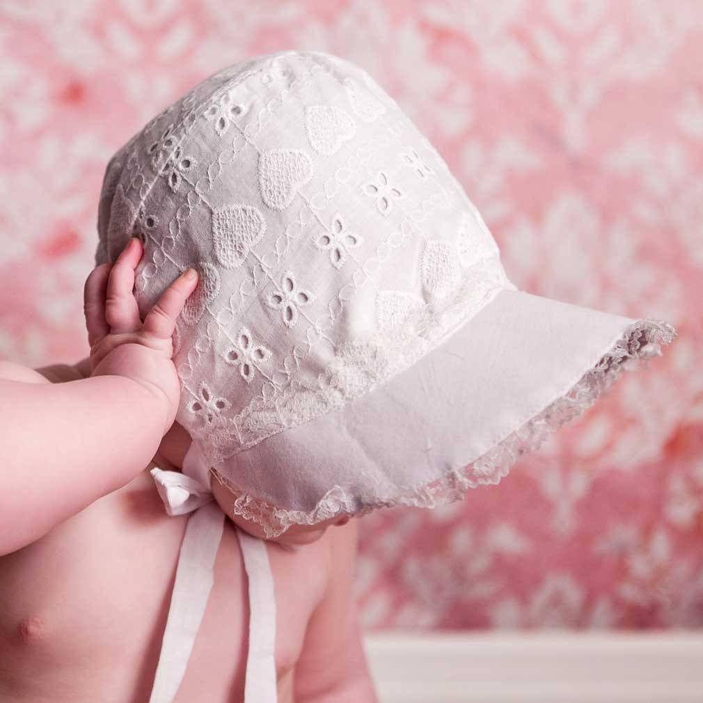 Heart Eyelet Sunbonnet - bonnets