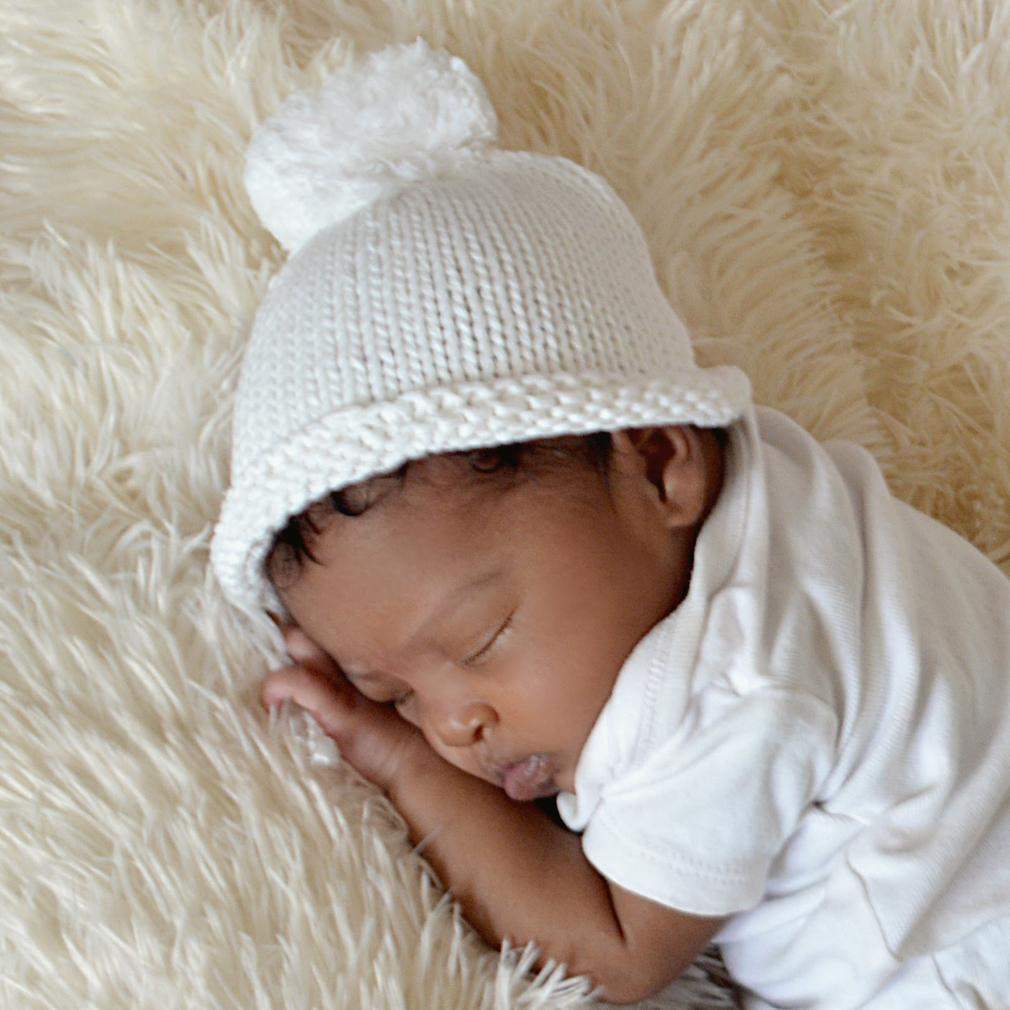 Newborn White Pom Pom Beanie Hat - Newborn Knits